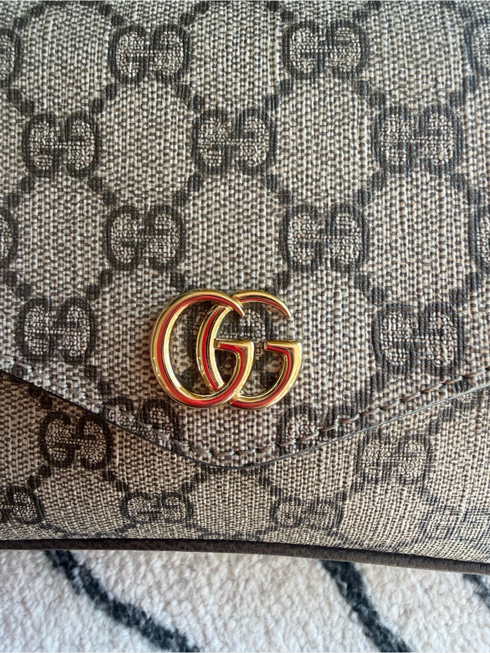 Authenticated Gucci Ophidia GG Supreme Mini Envelope Crossbody Bag Beige Ebony - Picture 3 of 15